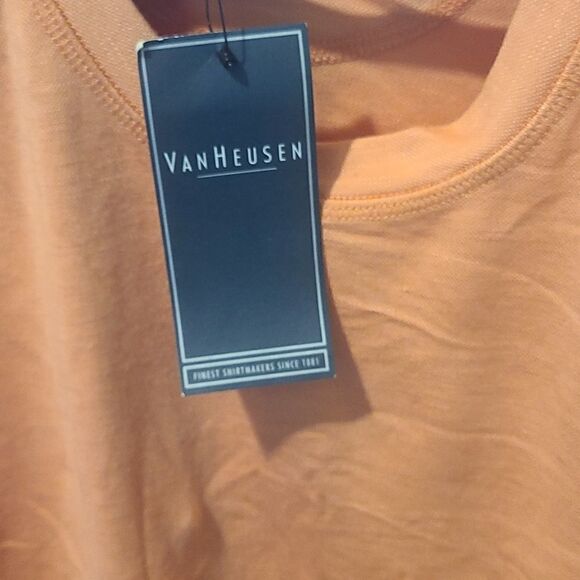 Men's XL Orange Short Sleeve Van Heusen Shirt - Picture 3 of 6